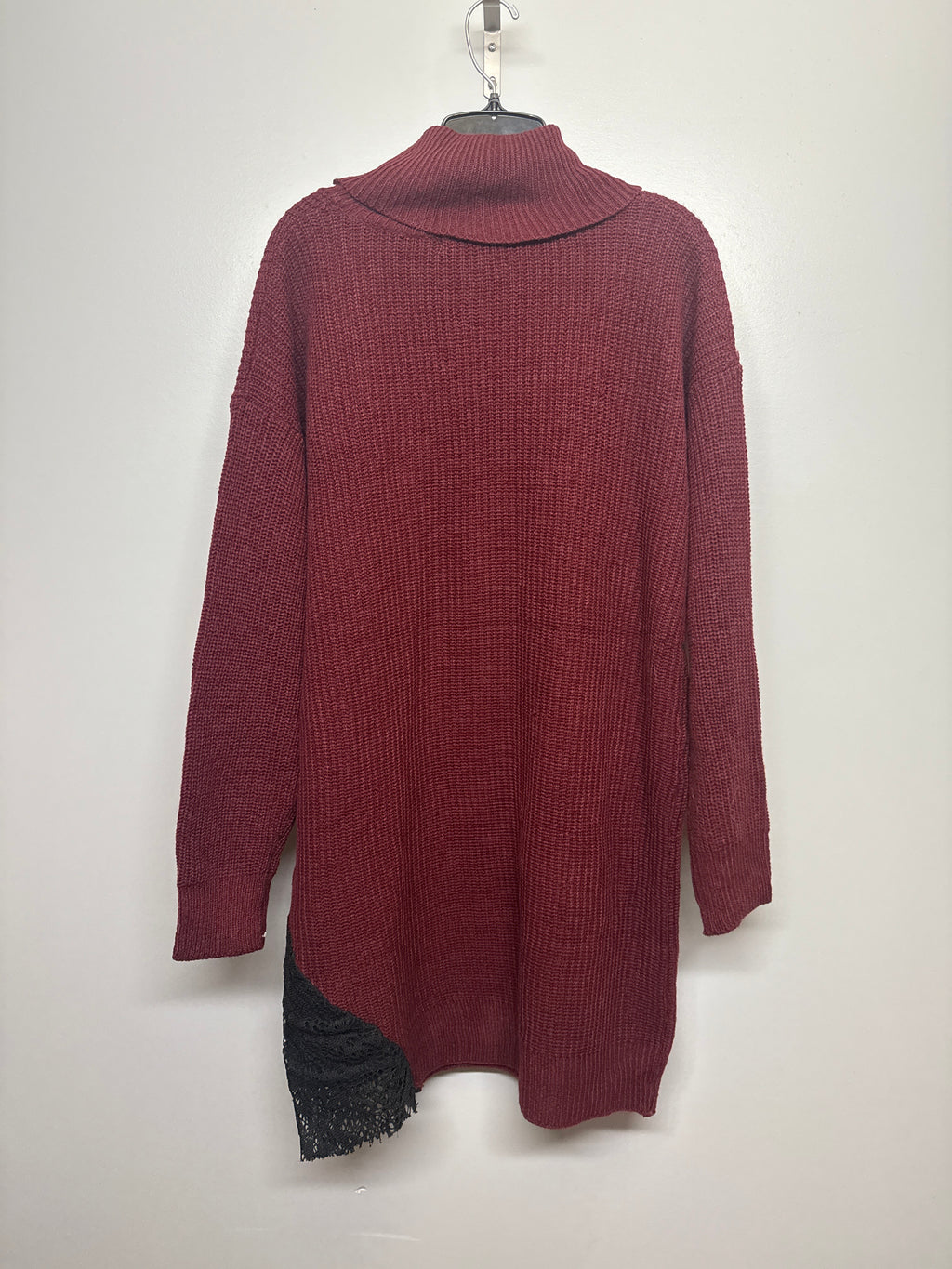 Evelyn Taylor Maroon NWOT Knit Sweater
