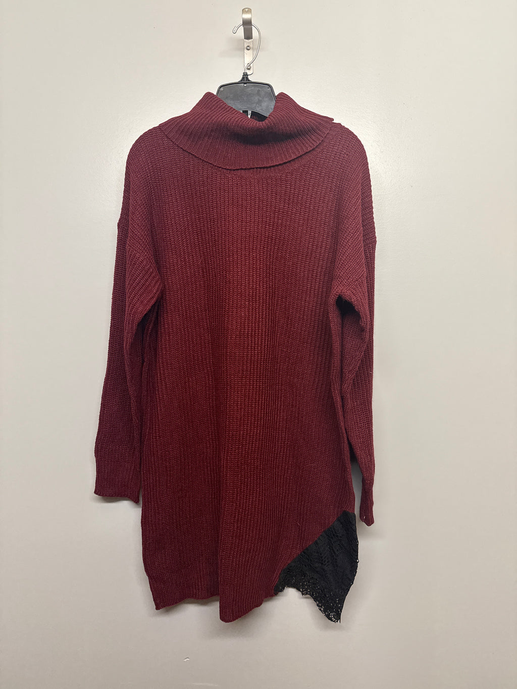 Evelyn Taylor Maroon NWOT Knit Sweater