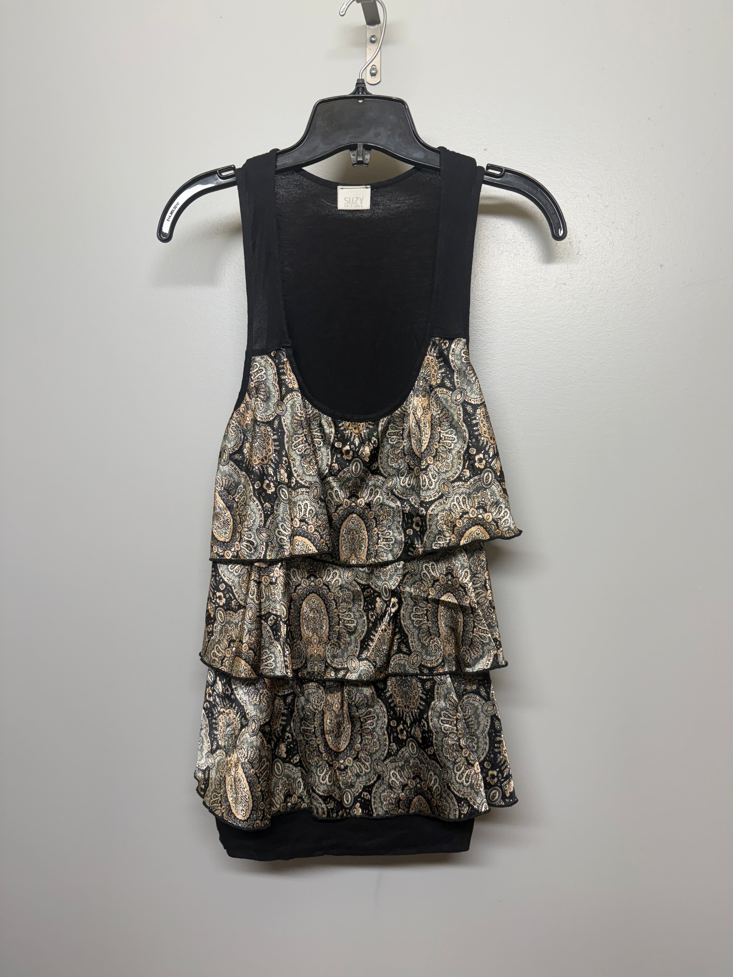 Suzy Shier NWOT Shiny Tiered Layered Black and Gold Sleeveless Shirt SIZE