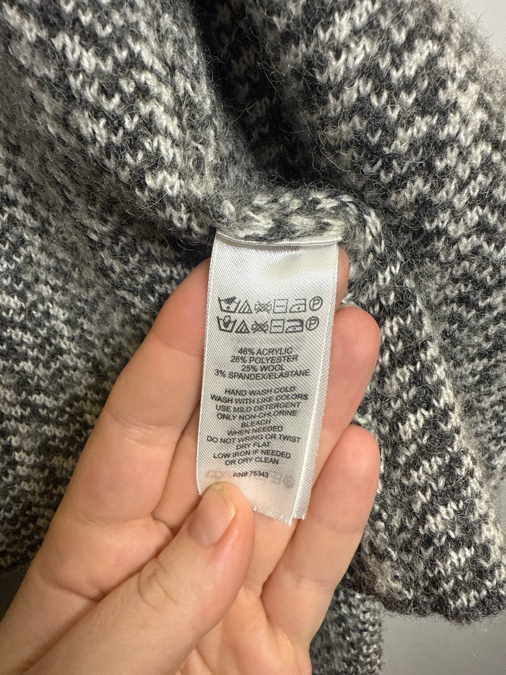 NWOT Ellen Tracy Wool Cardigan